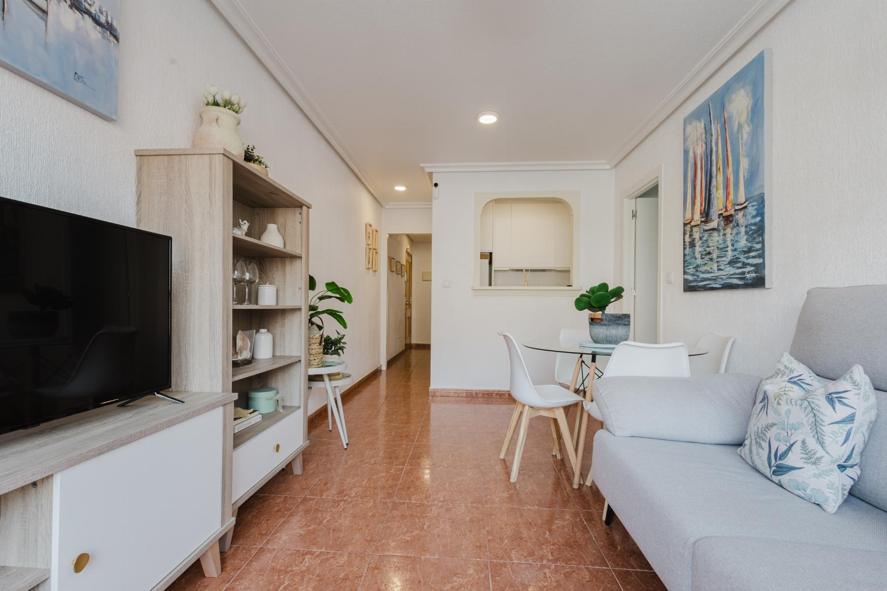 2 Bed, 1 Bath, ApartmentFor Sale, Torrevieja, Alicante 2 Bed, 1 Bath, ApartmentFor Sale, Torrevieja, Alicante