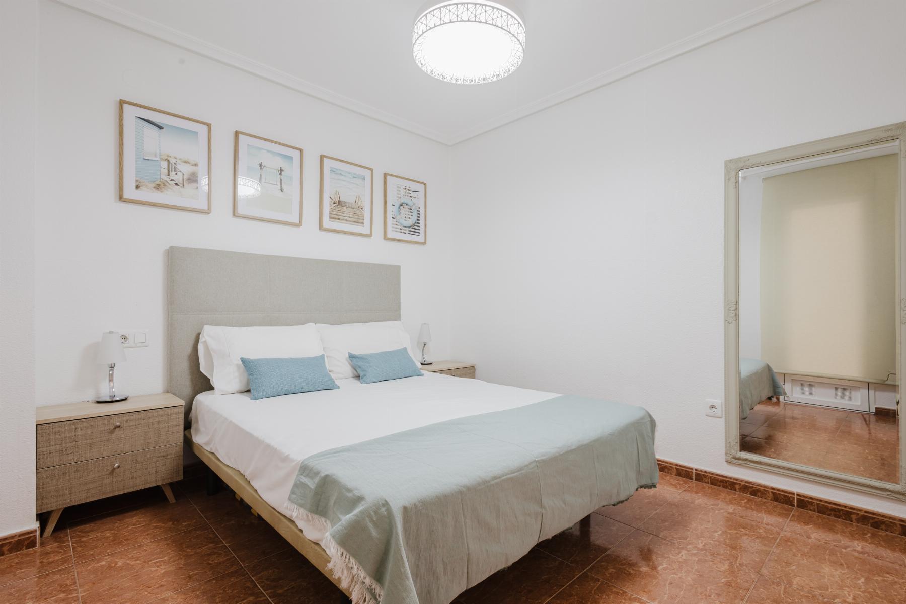 2 Bed, 1 Bath, ApartmentFor Sale, Torrevieja, Alicante 2 Bed, 1 Bath, ApartmentFor Sale, Torrevieja, Alicante