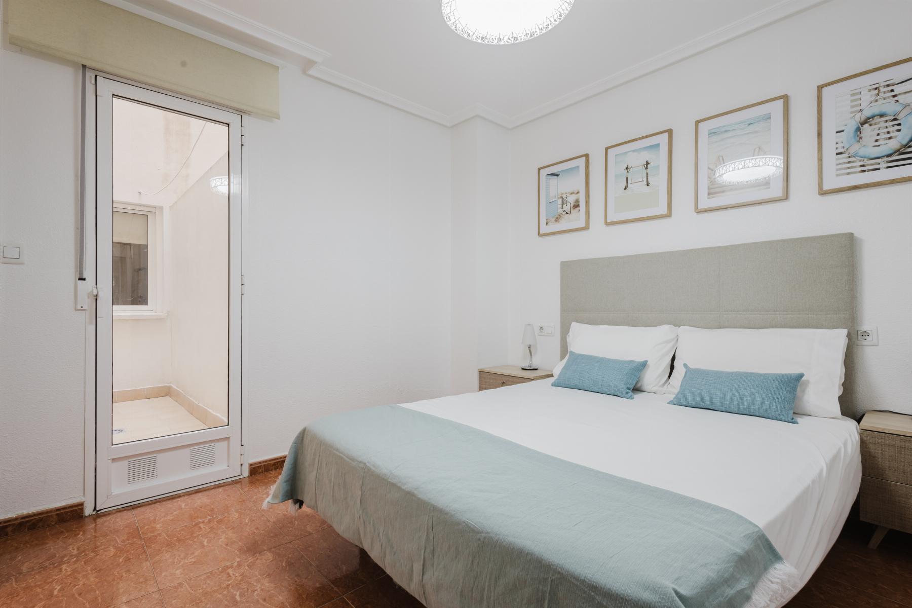 2 Bed, 1 Bath, ApartmentFor Sale, Torrevieja, Alicante 2 Bed, 1 Bath, ApartmentFor Sale, Torrevieja, Alicante
