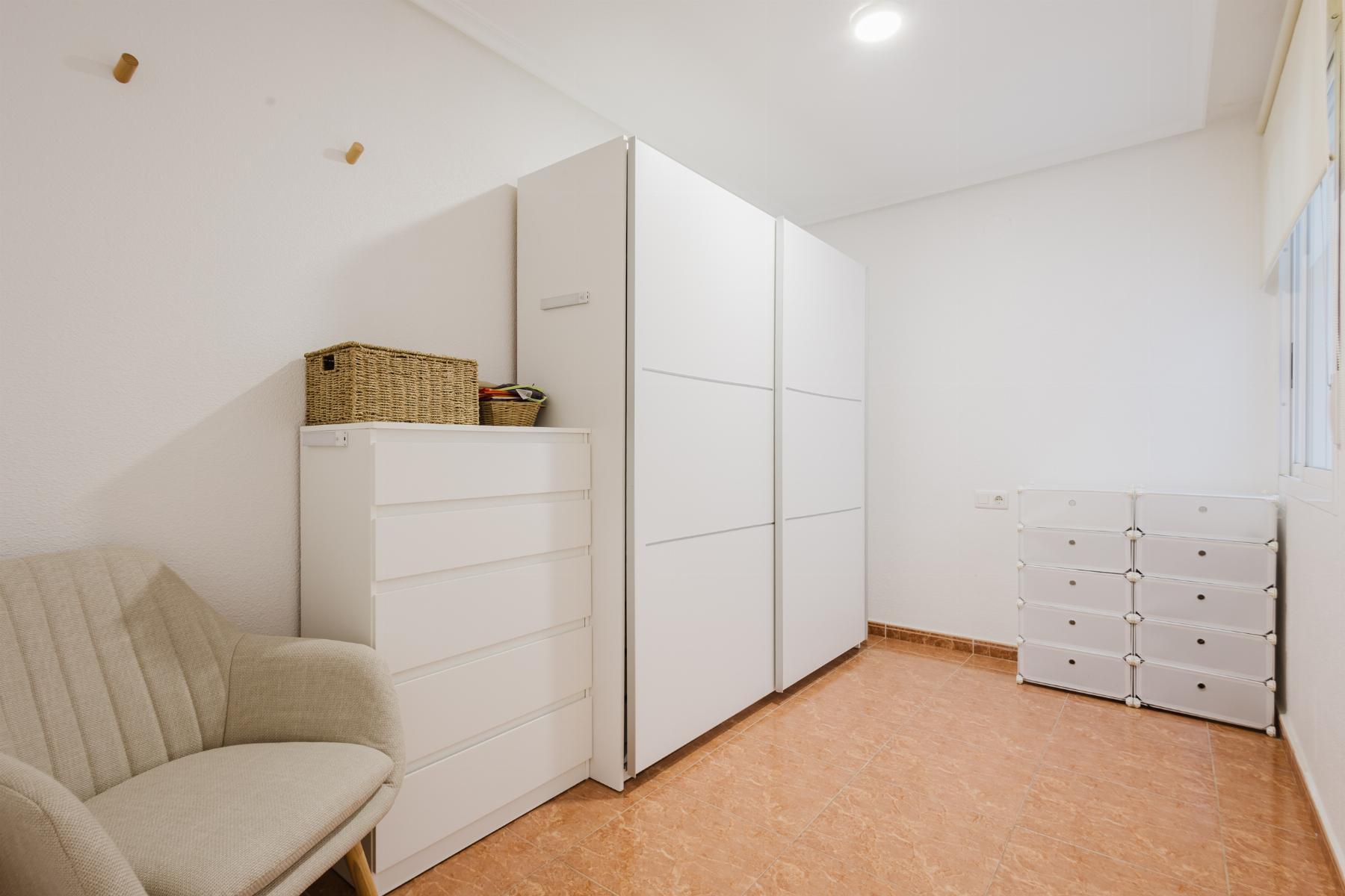 2 Bed, 1 Bath, ApartmentFor Sale, Torrevieja, Alicante 2 Bed, 1 Bath, ApartmentFor Sale, Torrevieja, Alicante