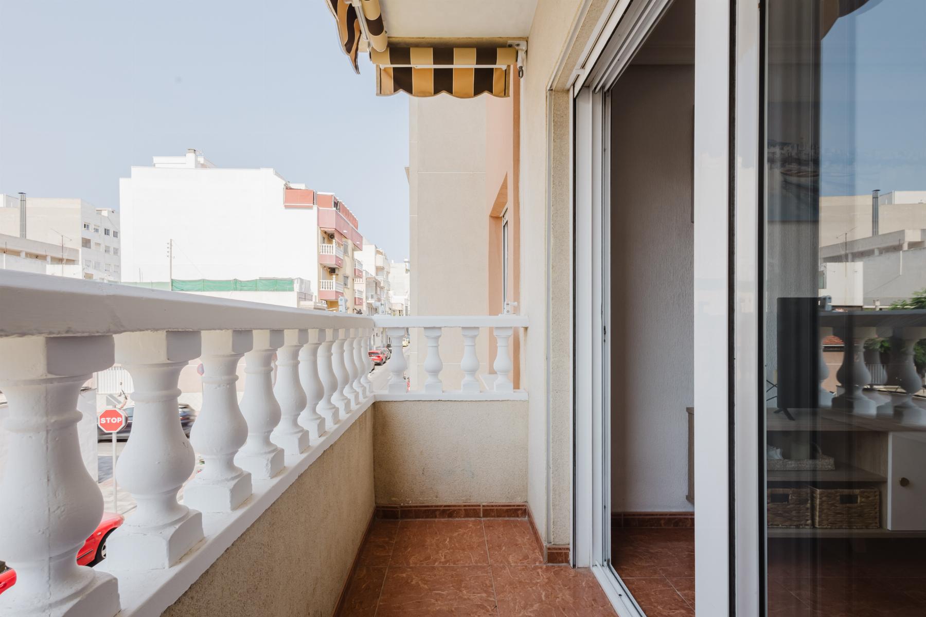 2 Bed, 1 Bath, ApartmentFor Sale, Torrevieja, Alicante 2 Bed, 1 Bath, ApartmentFor Sale, Torrevieja, Alicante