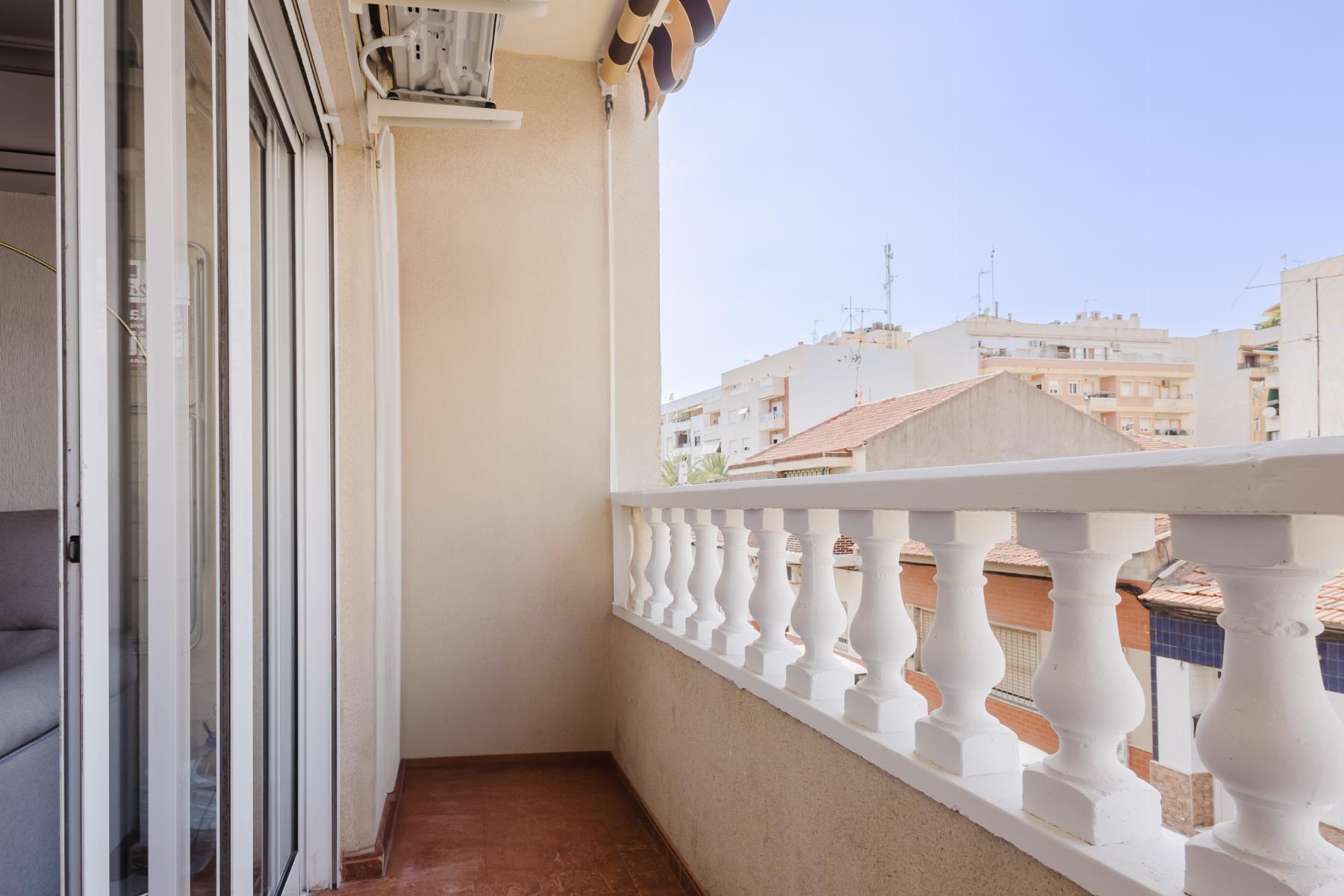 2 Bed, 1 Bath, ApartmentFor Sale, Torrevieja, Alicante 2 Bed, 1 Bath, ApartmentFor Sale, Torrevieja, Alicante
