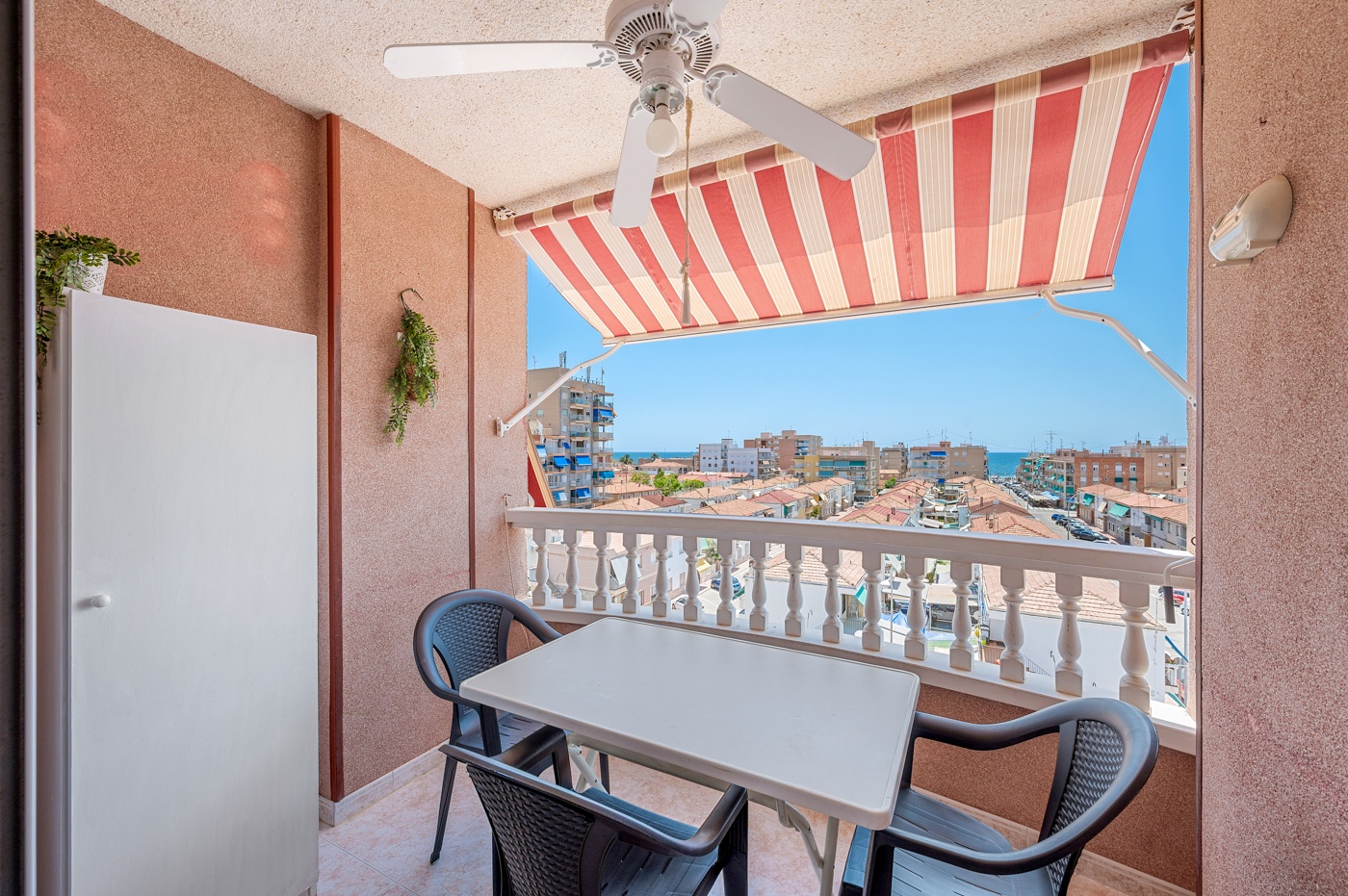 2 Bed, 1 Bath, ApartmentFor Sale, Santa Pola, Alicante