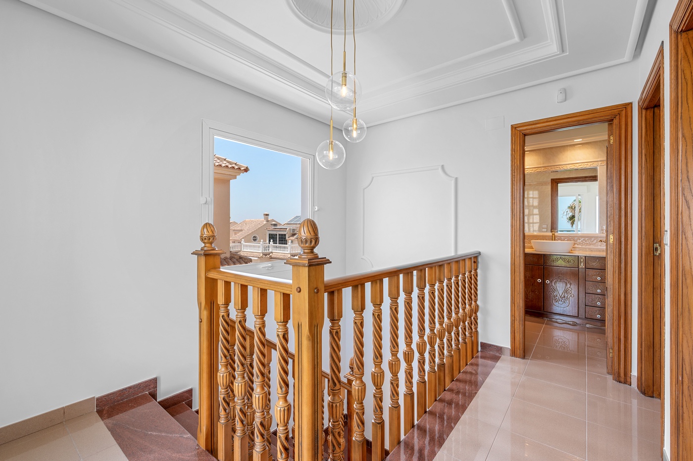 4 Bed, 3 Bath, HouseFor Sale, Torrevieja, Alicante