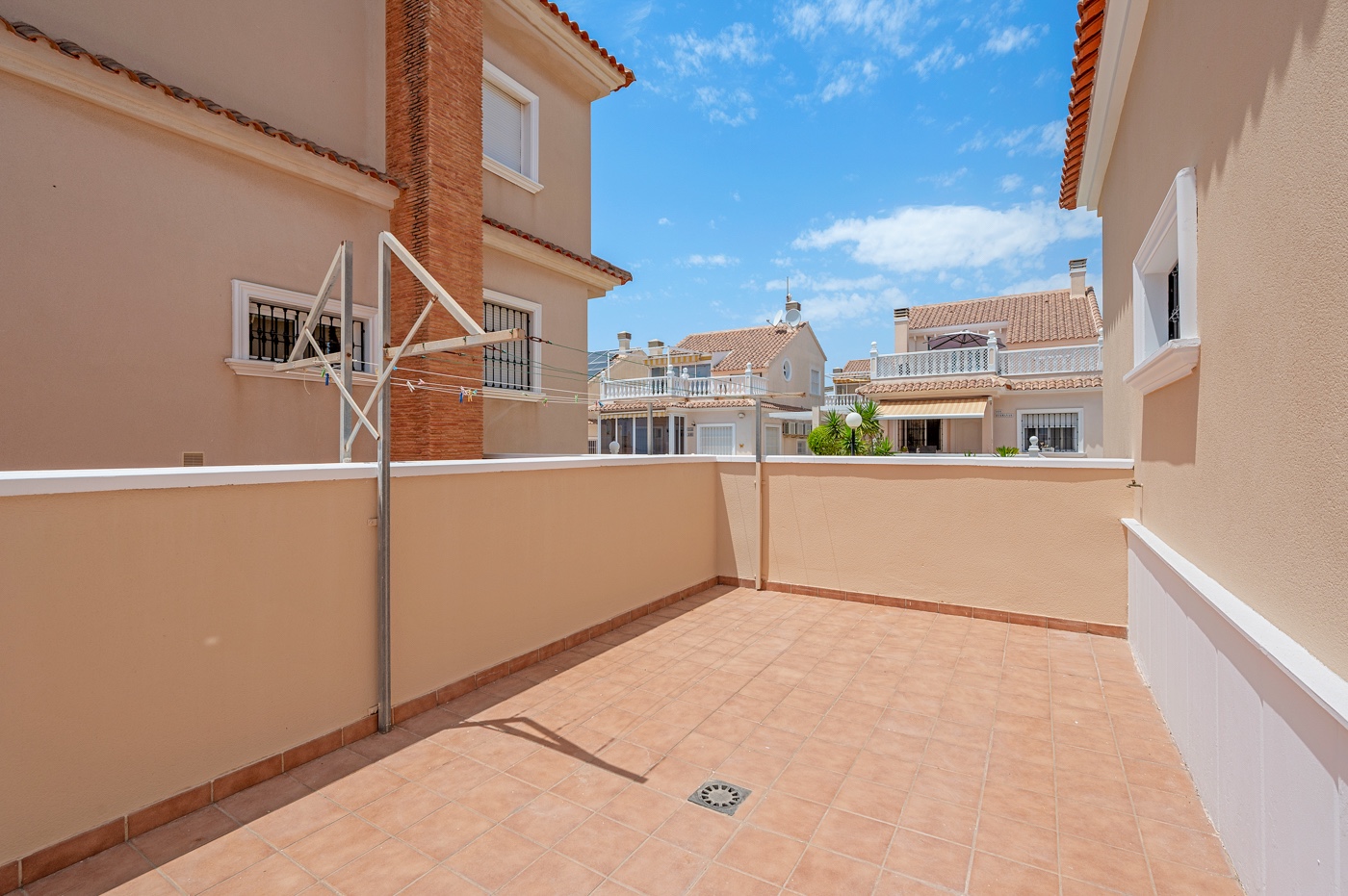 4 Bed, 3 Bath, HouseFor Sale, Torrevieja, Alicante