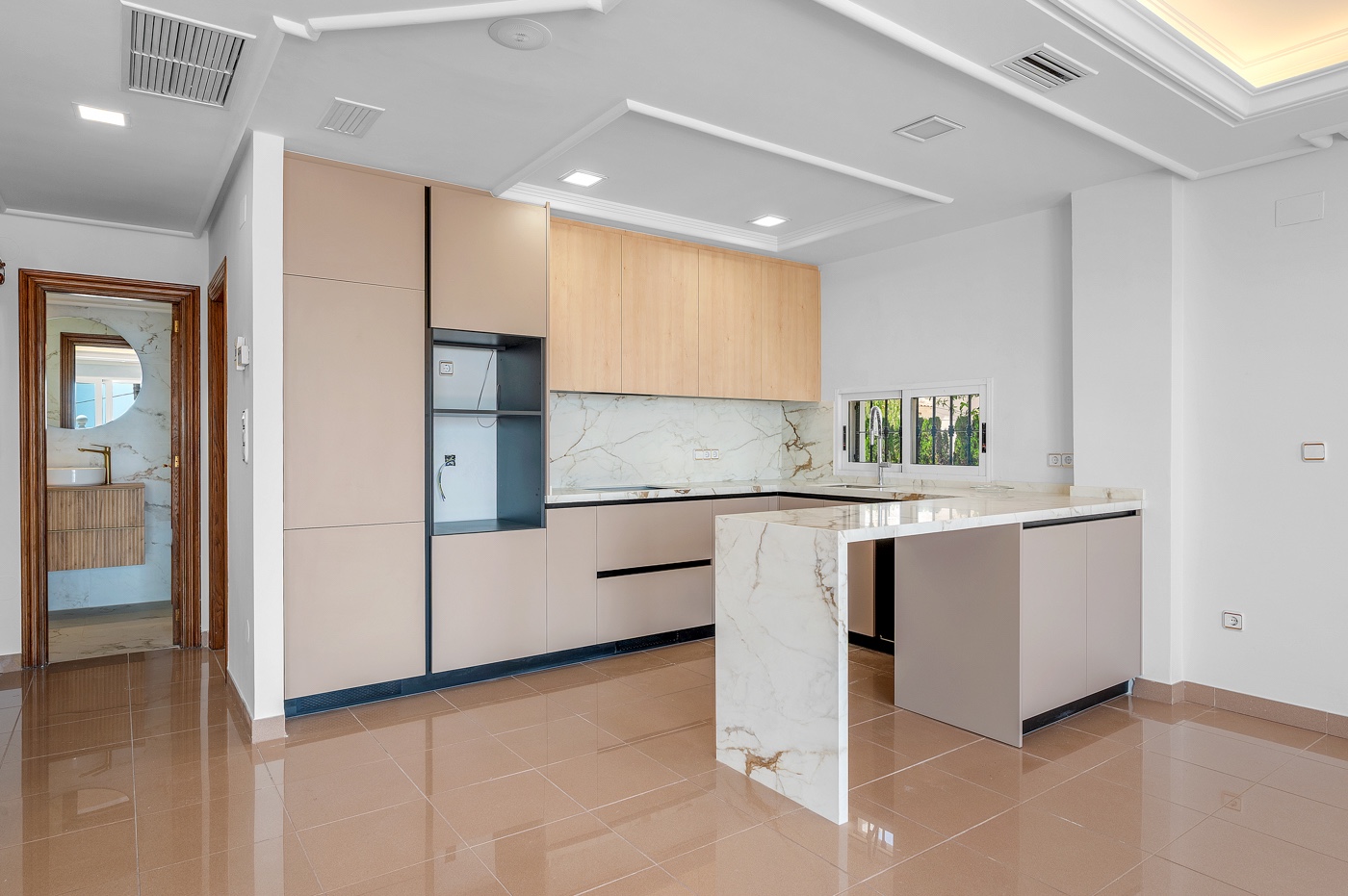 4 Bed, 3 Bath, HouseFor Sale, Torrevieja, Alicante