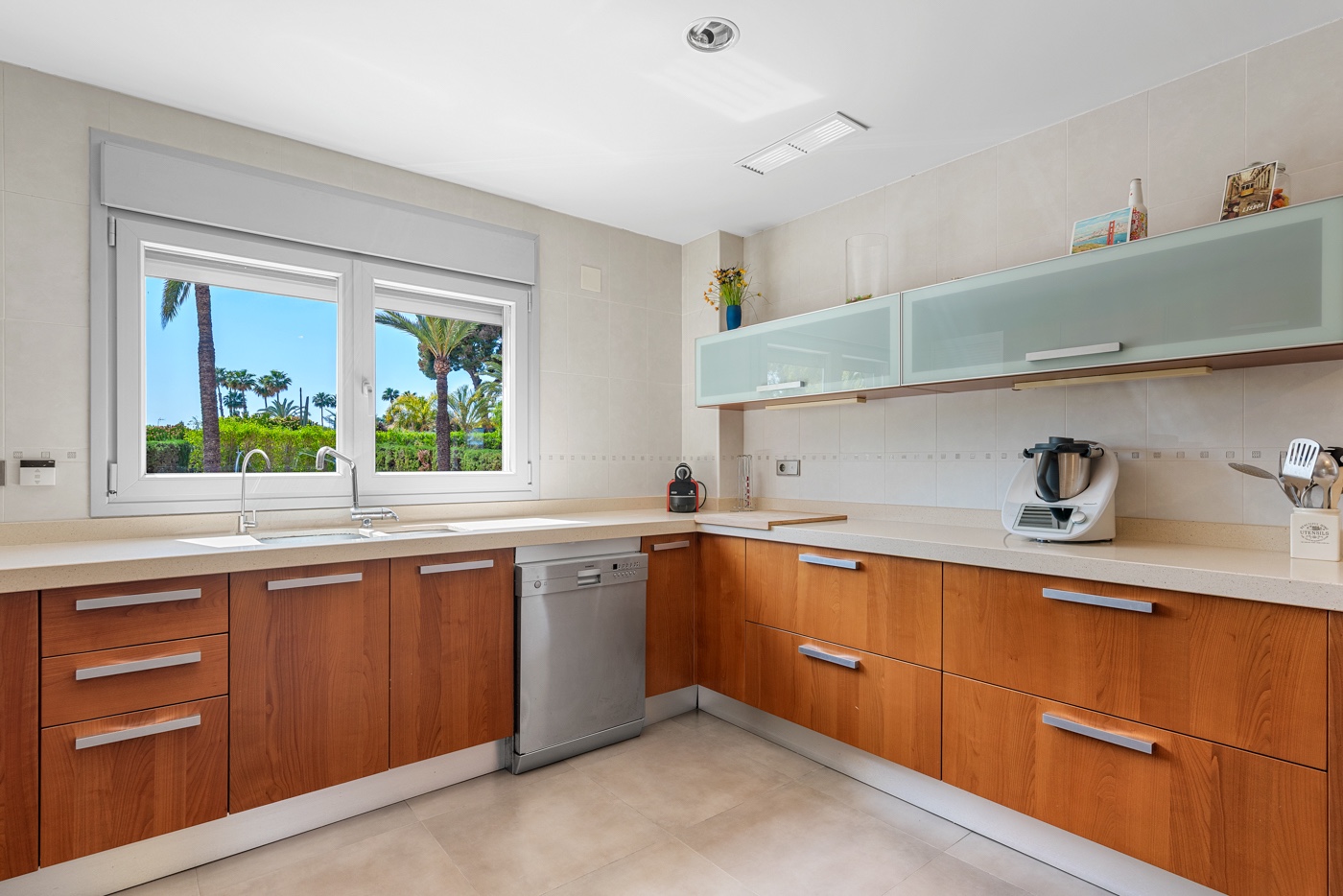 5 Bed, 3 Bath, HouseFor Sale, Elche/elx, Alicante