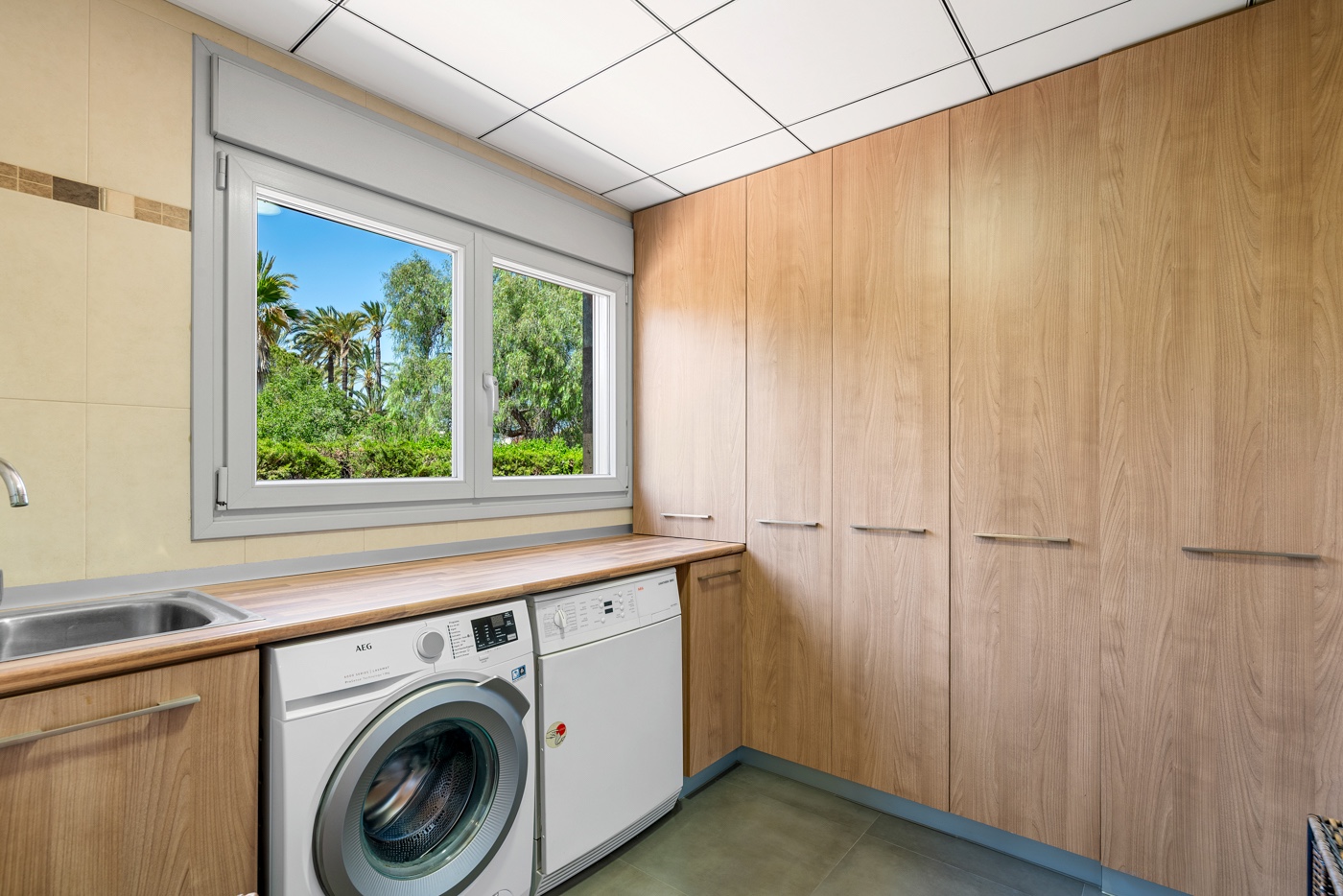 5 Bed, 3 Bath, HouseFor Sale, Elche/elx, Alicante