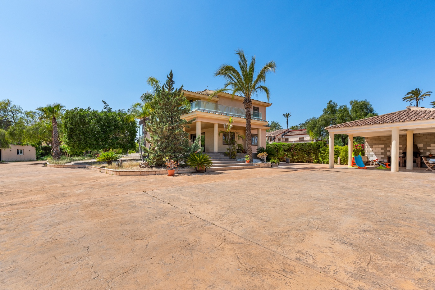 5 Bed, 3 Bath, HouseFor Sale, Elche/elx, Alicante