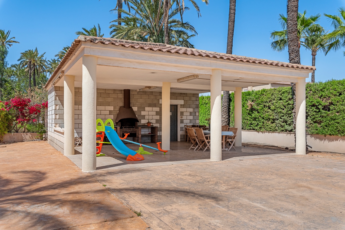 5 Bed, 3 Bath, HouseFor Sale, Elche/elx, Alicante