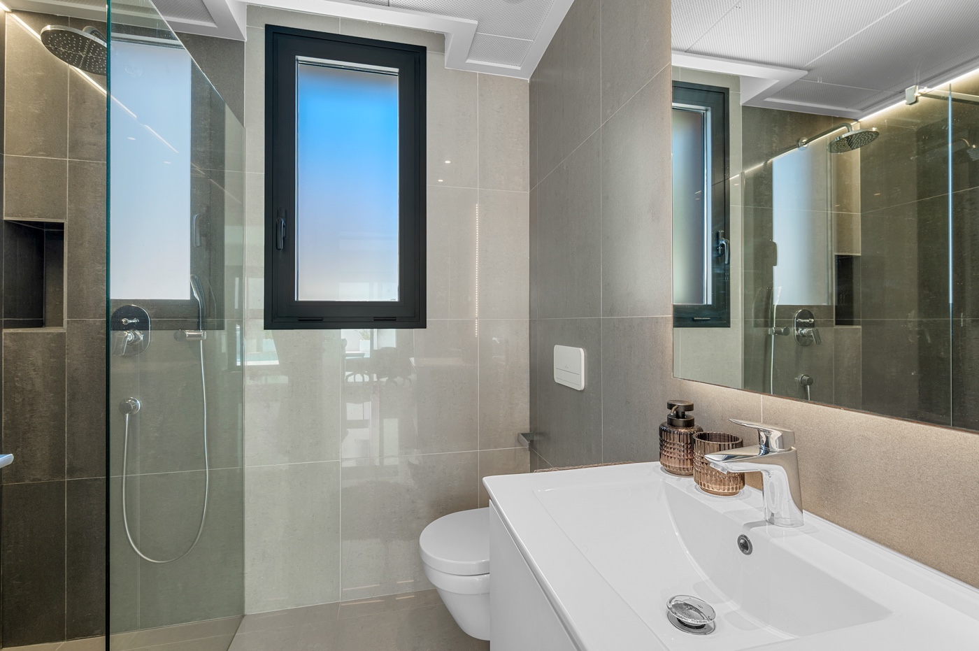 4 Bed, 3 Bath, HouseFor Sale, Guardamar Del Segura, Alicante