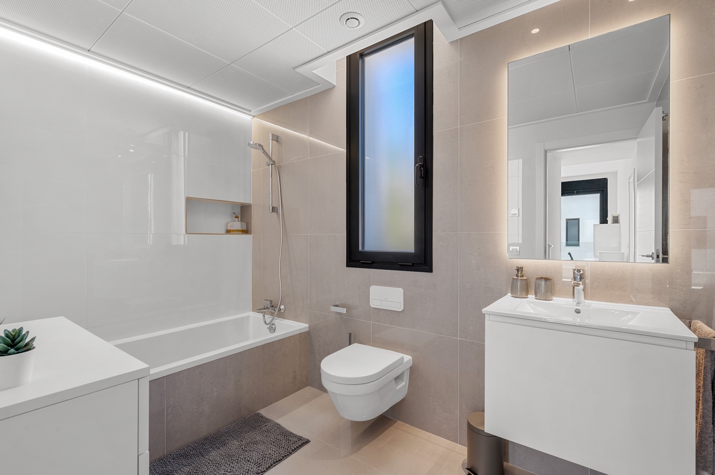 4 Bed, 3 Bath, HouseFor Sale, Guardamar Del Segura, Alicante