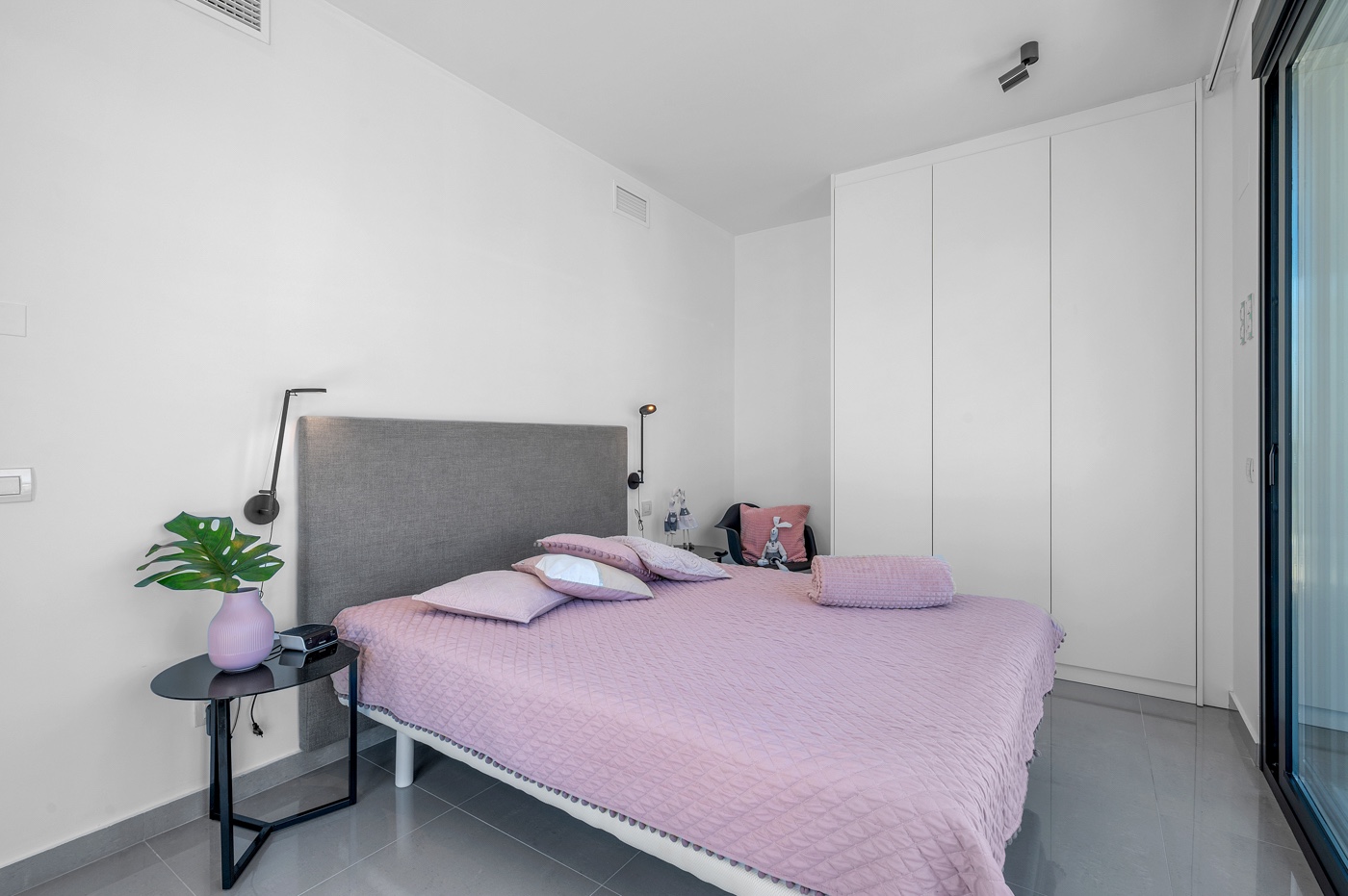 4 Bed, 3 Bath, HouseFor Sale, Guardamar Del Segura, Alicante