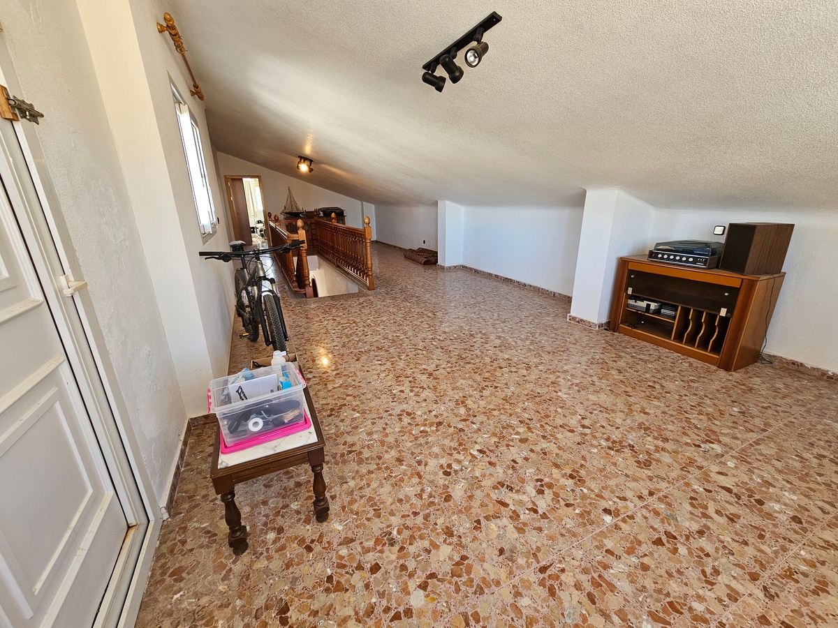 5 Bed, 3 Bath, HouseFor Sale, Mar De Cristal, Murcia