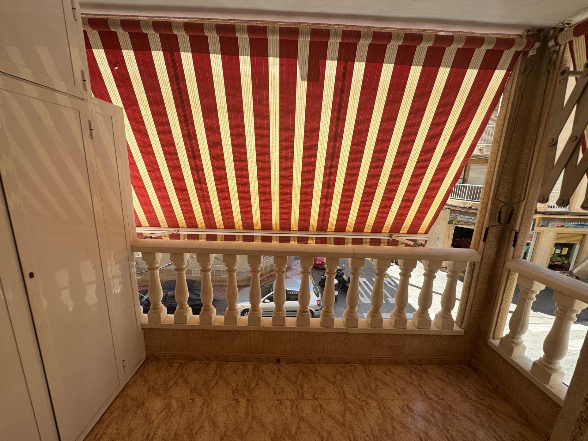 2 Bed, 1 Bath, ApartmentFor Sale, Torrevieja, Alicante