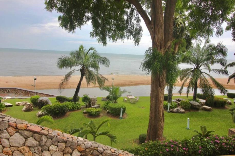 4 Bath, ApartmentFor Sale, Cha Am, Prachuap Khiri Khan