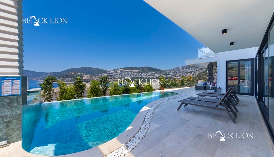 6 Bed, 6 Bath, HouseFor Sale, Komurluk, Kalkan, Antalya