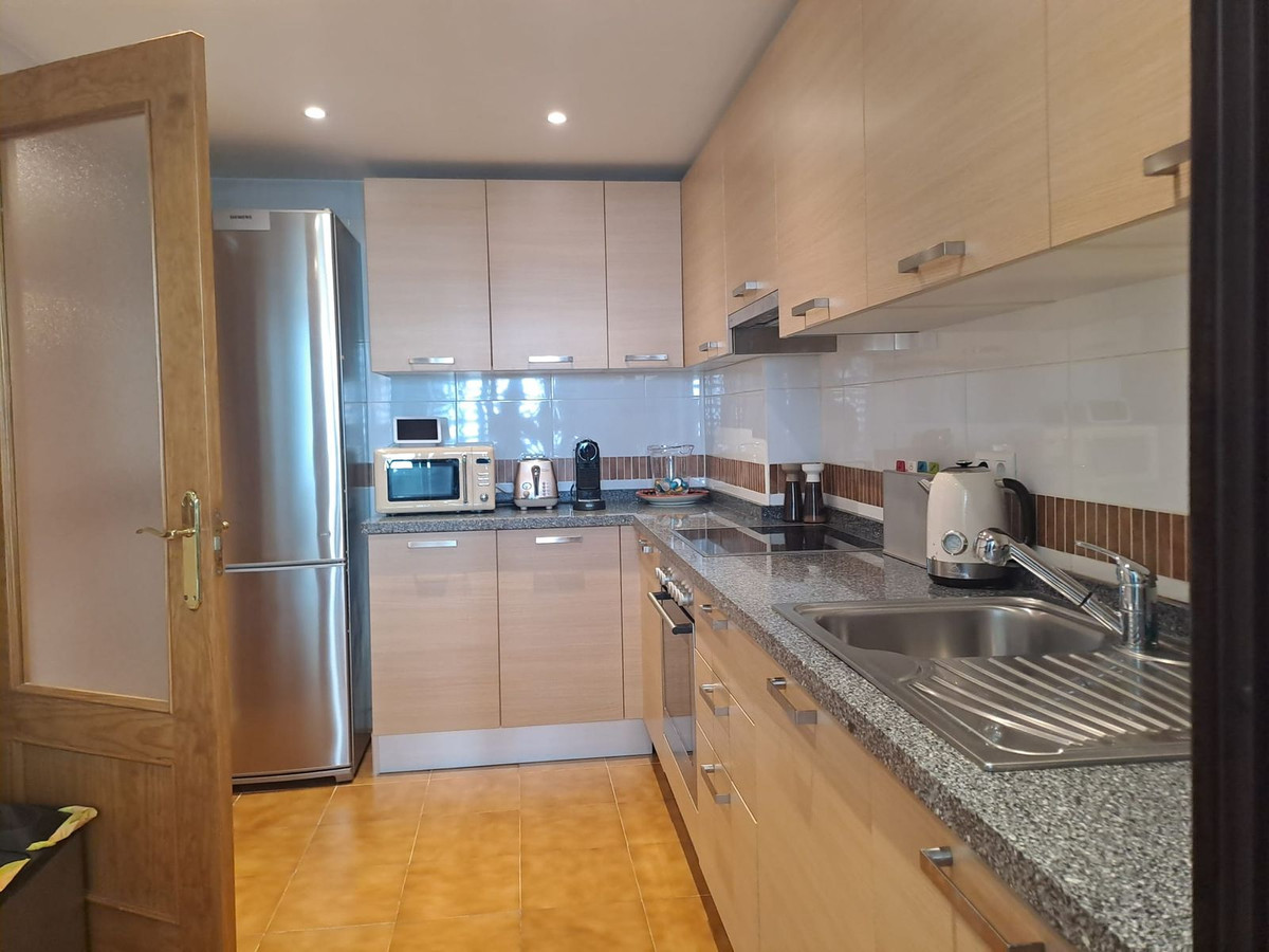2 Bed, 2 Bath, ApartmentFor Sale, Benahavis, Malaga