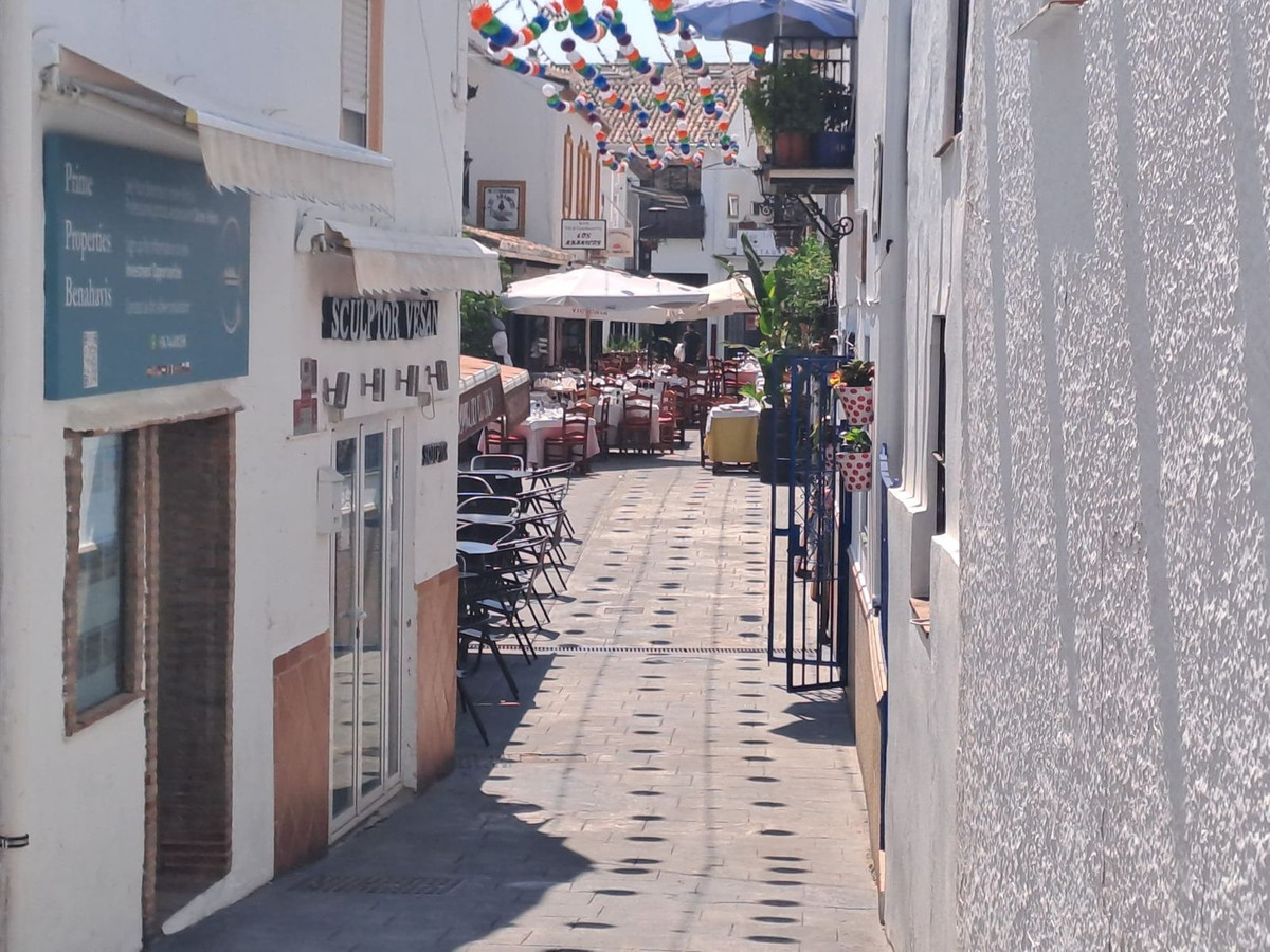 2 Bed, 2 Bath, ApartmentFor Sale, Benahavis, Malaga