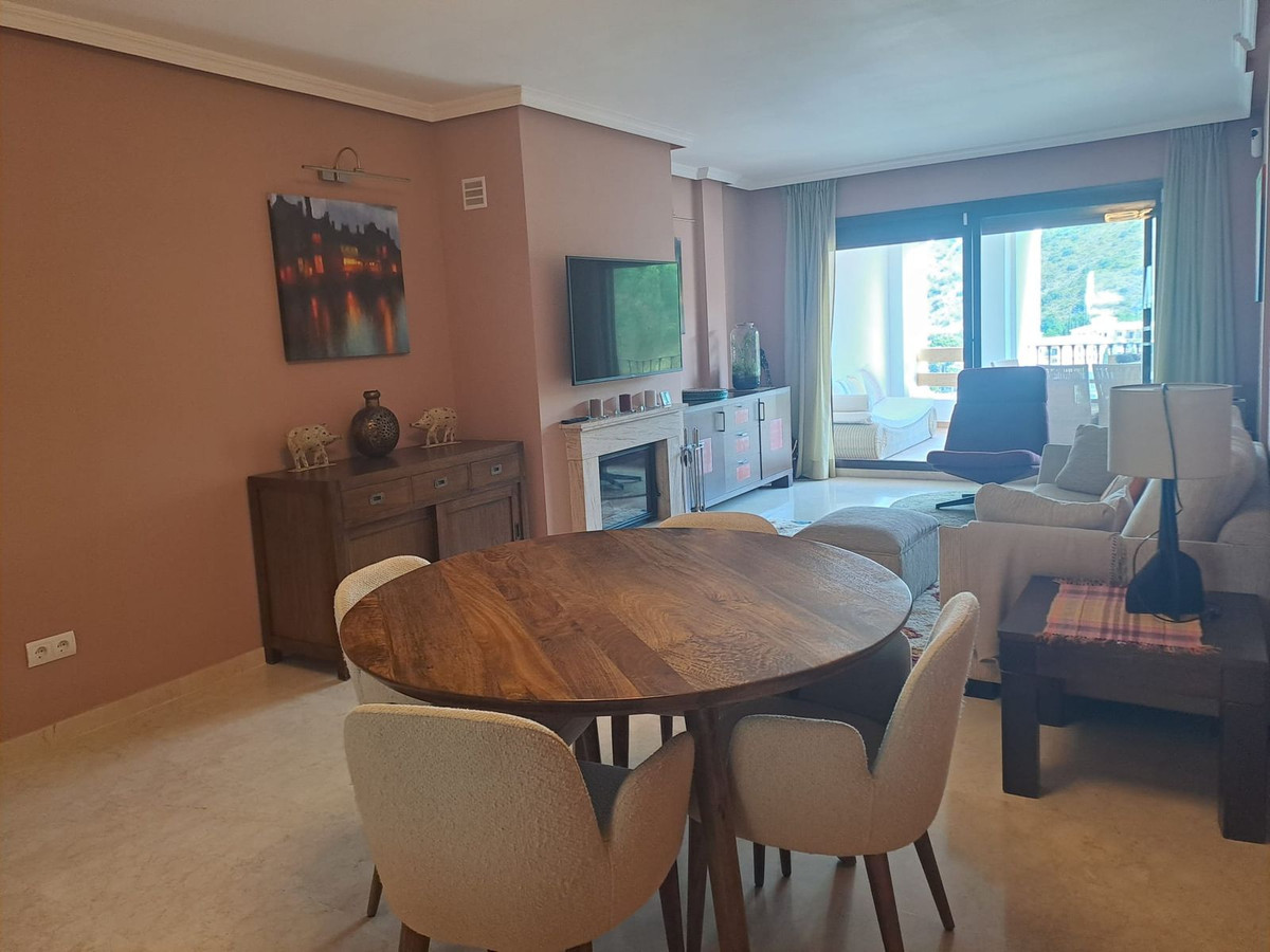 2 Bed, 2 Bath, ApartmentFor Sale, Benahavis, Malaga