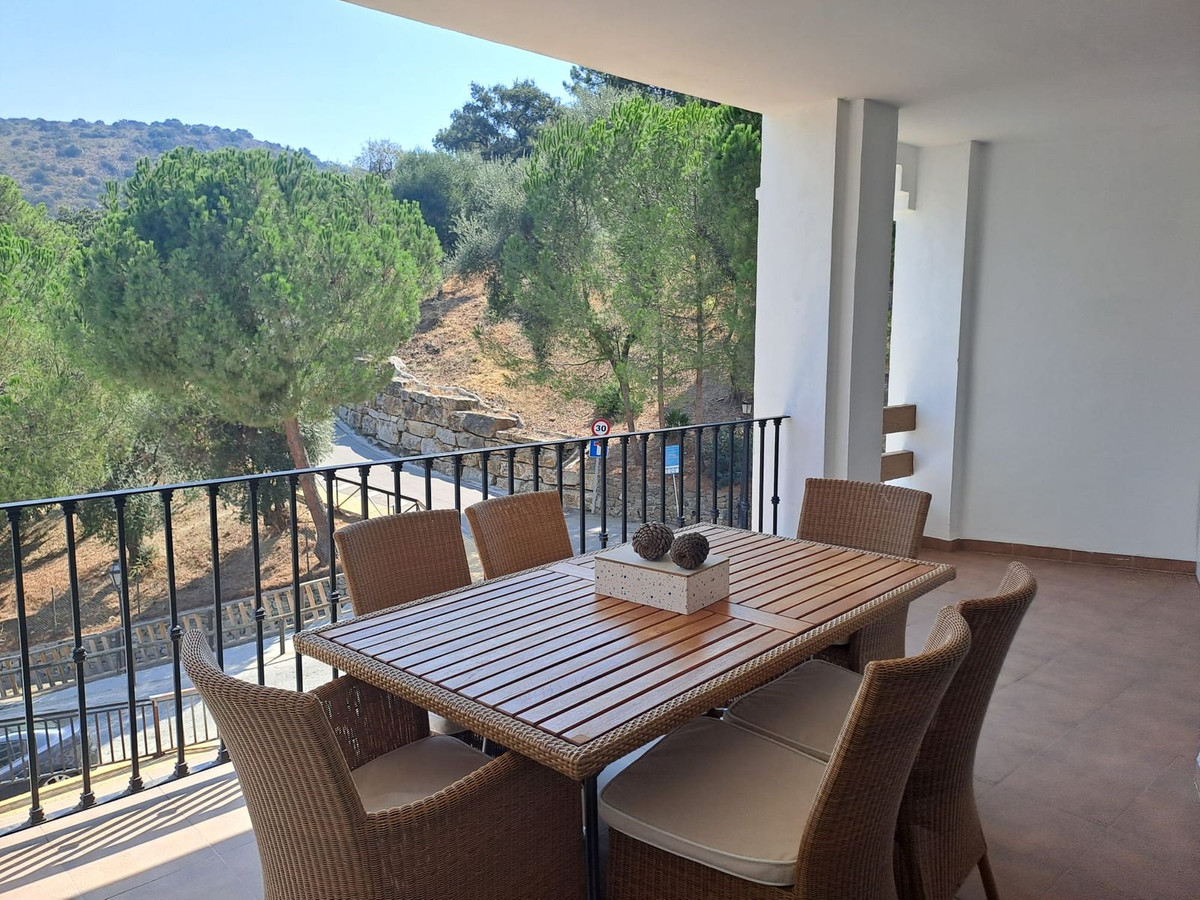 2 Bed, 2 Bath, ApartmentFor Sale, Benahavis, Malaga