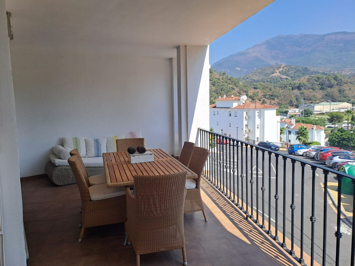 2 Bed, 2 Bath, ApartmentFor Sale, Benahavis, Malaga