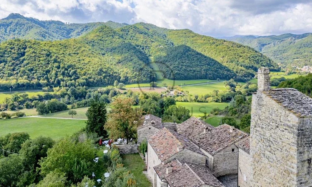 11 Bed, 10 Bath, HouseFor Sale, Pesaro, Pesaro-Urbino