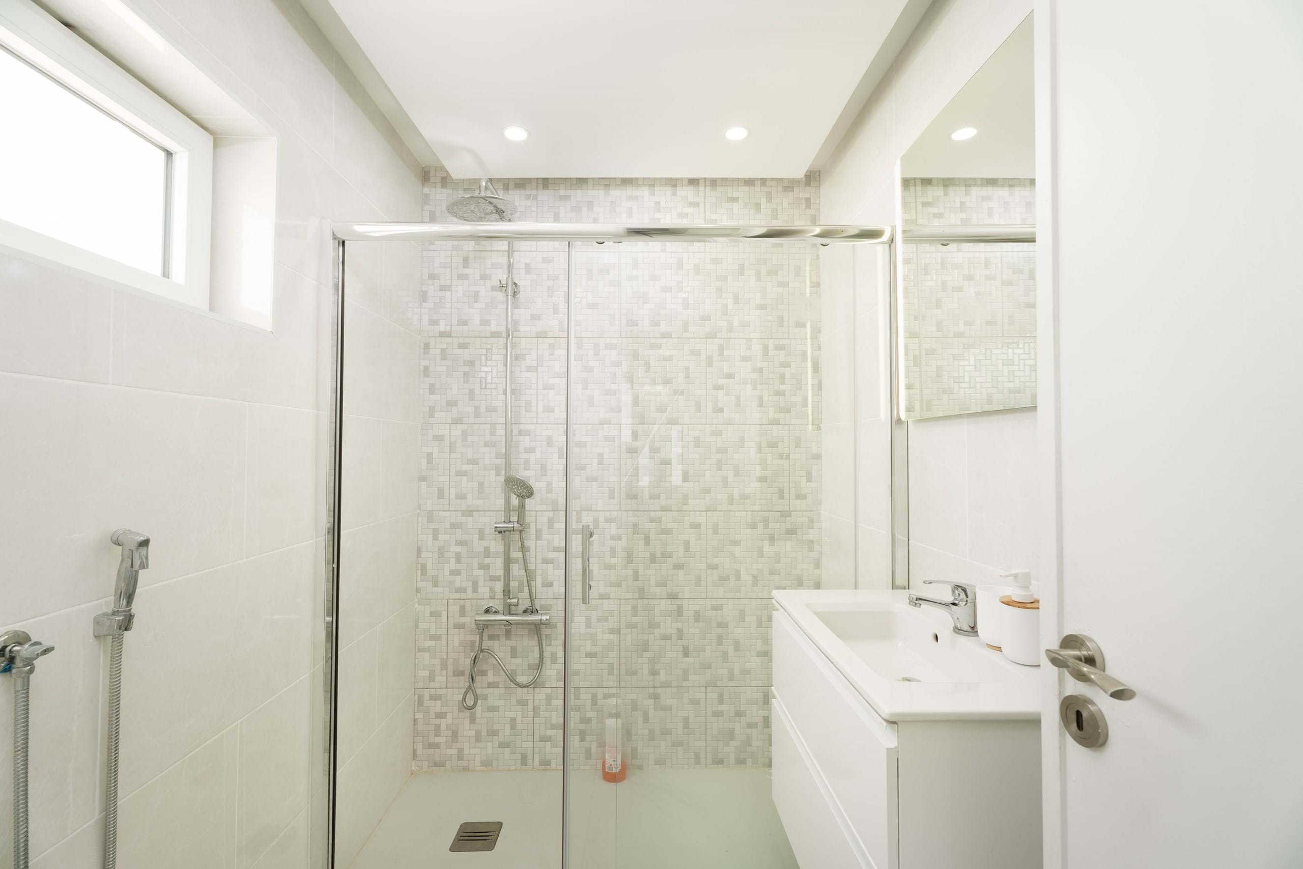 2 Bed, 1 Bath, ApartmentFor Sale, Portimao, Faro, 8500-607 2 Bed, 1 Bath, ApartmentFor Sale, Portimao, Faro, 8500-607