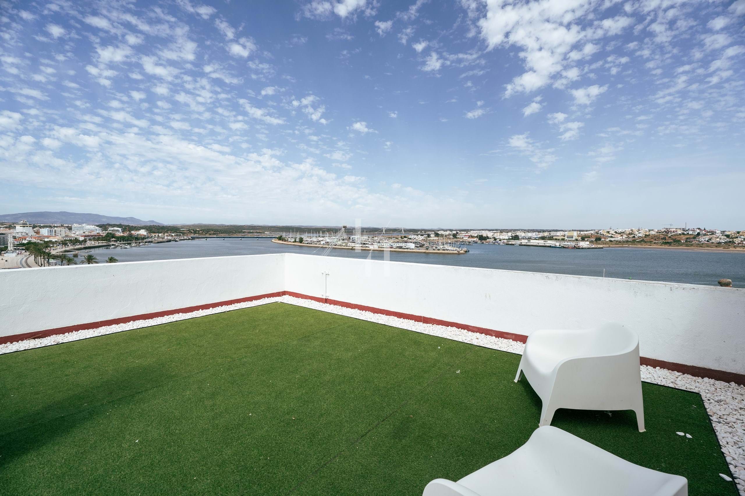 2 Bed, 1 Bath, ApartmentFor Sale, Portimao, Faro, 8500-607 2 Bed, 1 Bath, ApartmentFor Sale, Portimao, Faro, 8500-607