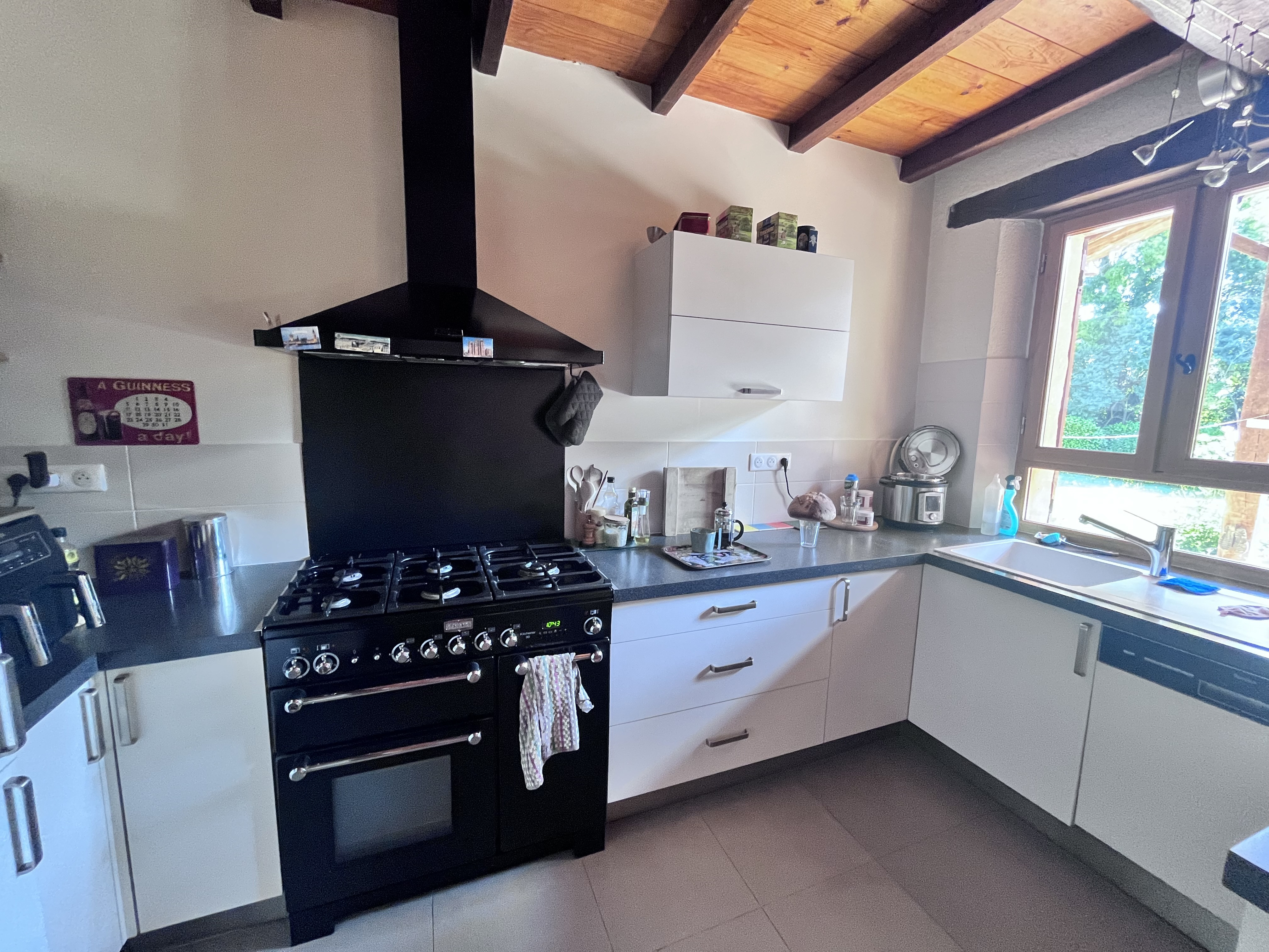 4 Bed, 1 Bath, HouseFor Sale, Lauzun, Lot-et-Garonne, Aquitaine, 47410