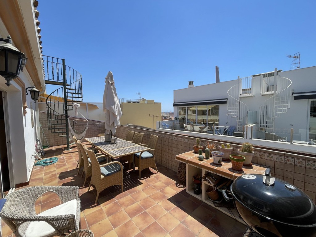 4 Bed, 3 Bath, ApartmentFor Sale, La Cala de Mijas, Malaga