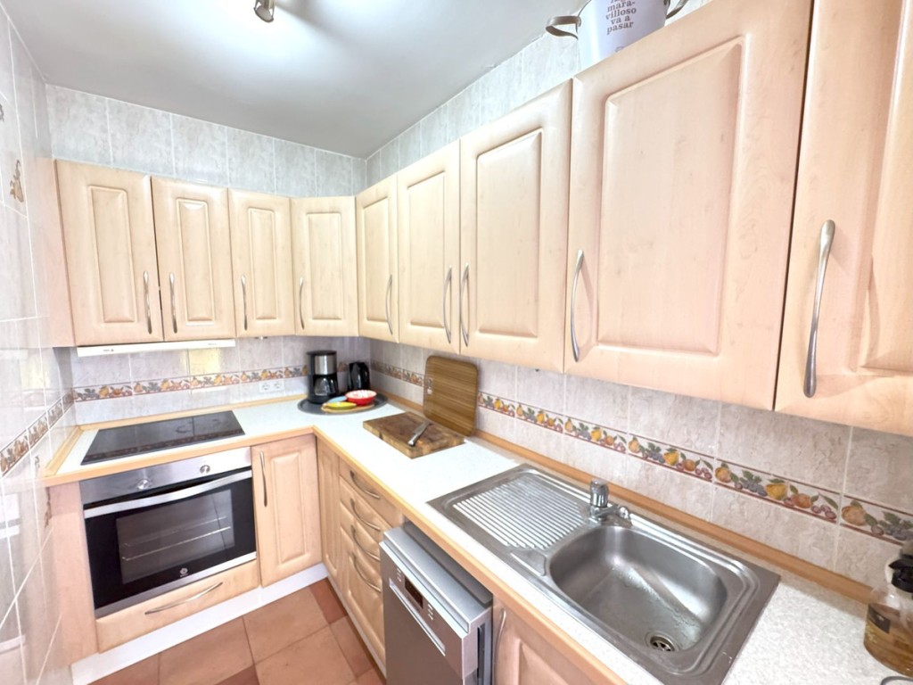 4 Bed, 3 Bath, ApartmentFor Sale, La Cala de Mijas, Malaga