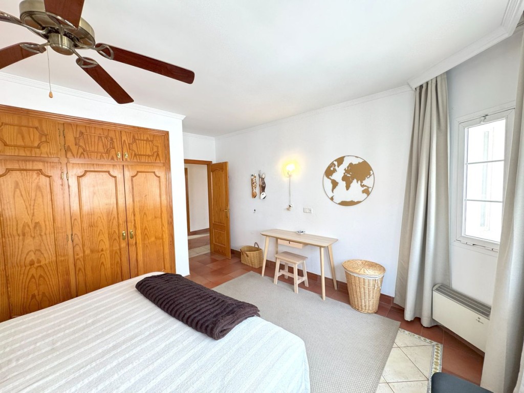 4 Bed, 3 Bath, ApartmentFor Sale, La Cala de Mijas, Malaga