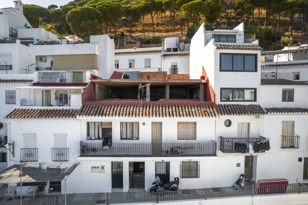 4 Bed, 2 Bath, HouseFor Sale, Mijas, Malaga