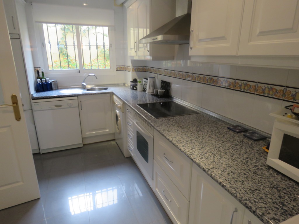 2 Bed, 2 Bath, ApartmentFor Sale, Calahonda, Malaga