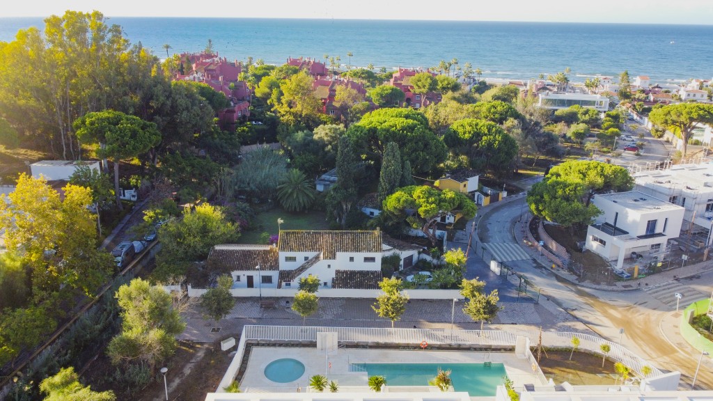 2 Bed, 2 Bath, ApartmentFor Sale, Elviria, Malaga