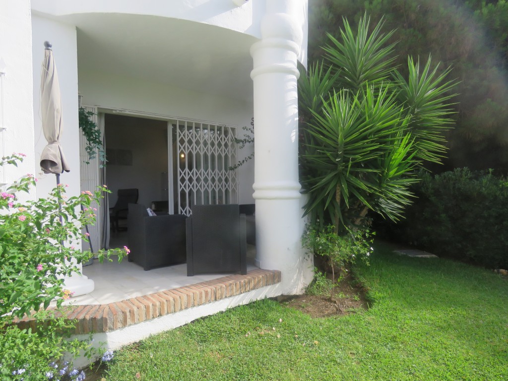 2 Bed, 2 Bath, ApartmentFor Sale, Calahonda, Malaga