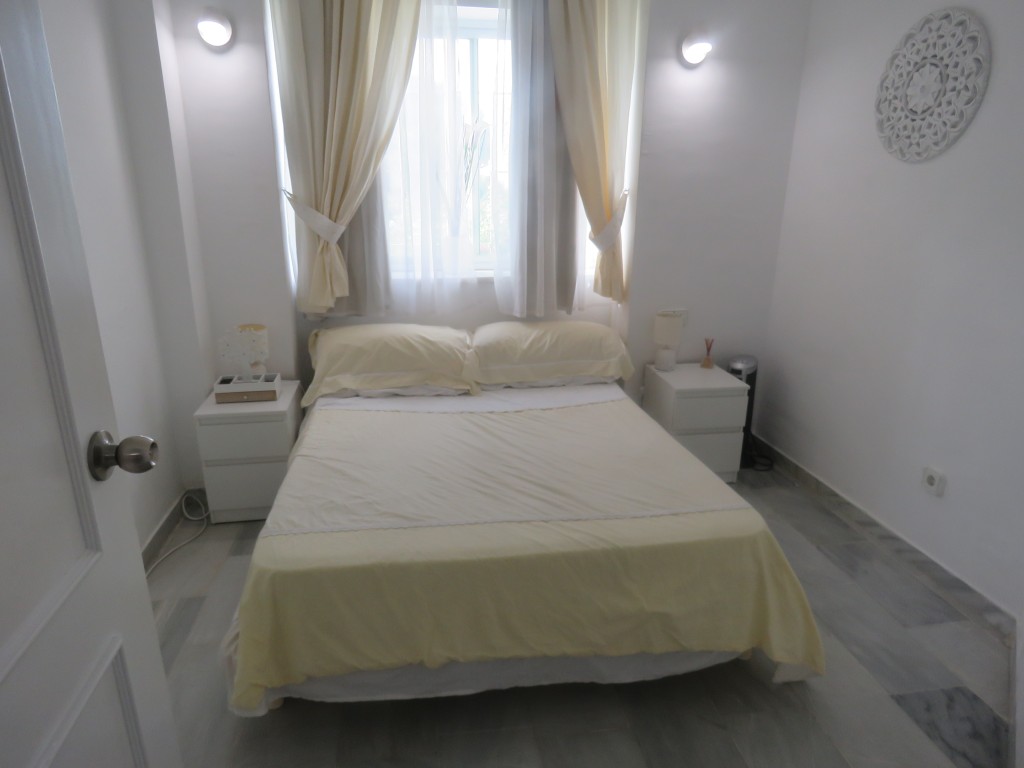 2 Bed, 2 Bath, ApartmentFor Sale, Calahonda, Malaga