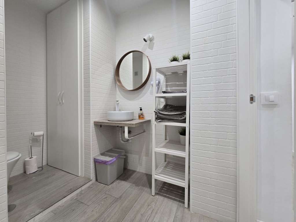 1 Bed, 1 Bath, ApartmentFor Sale, Fuengirola, Malaga