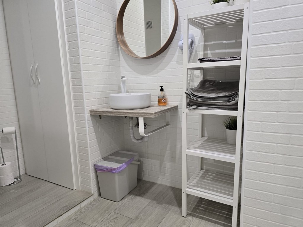 1 Bed, 1 Bath, ApartmentFor Sale, Fuengirola, Malaga