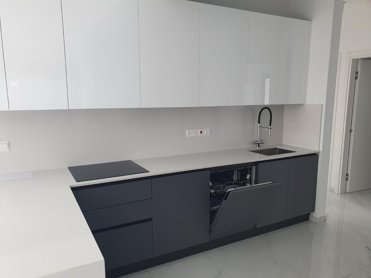 3 Bed, 2 Bath, ApartmentFor Sale, Limassol, Limassol