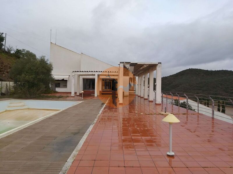 Commercial Property, For Sale