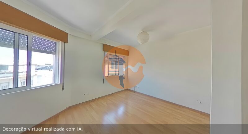 3 Bed, 1 Bath, ApartmentFor Sale, Faro, Faro