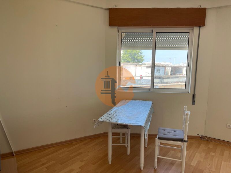 3 Bed, 1 Bath, ApartmentFor Sale, Faro, Faro