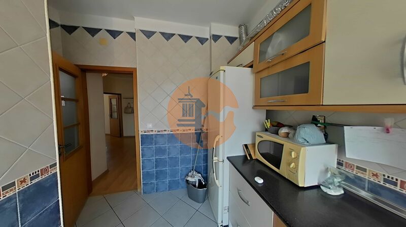 3 Bed, 1 Bath, ApartmentFor Sale, Faro, Faro