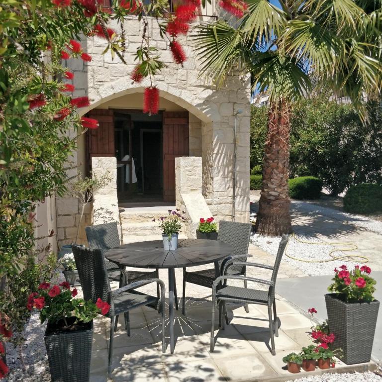 2 Bed, 2 Bath, HouseFor Sale, Chania, Crete