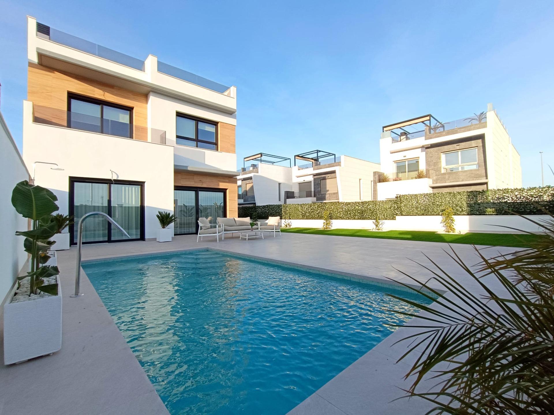 3 Bed, 3 Bath, HouseFor Sale, Benijofar, Alicante
