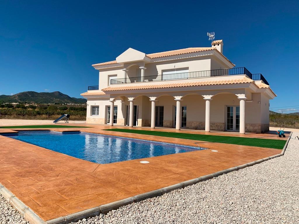 4 Bed, 3 Bath, HouseFor Sale, Pinoso, Alicante