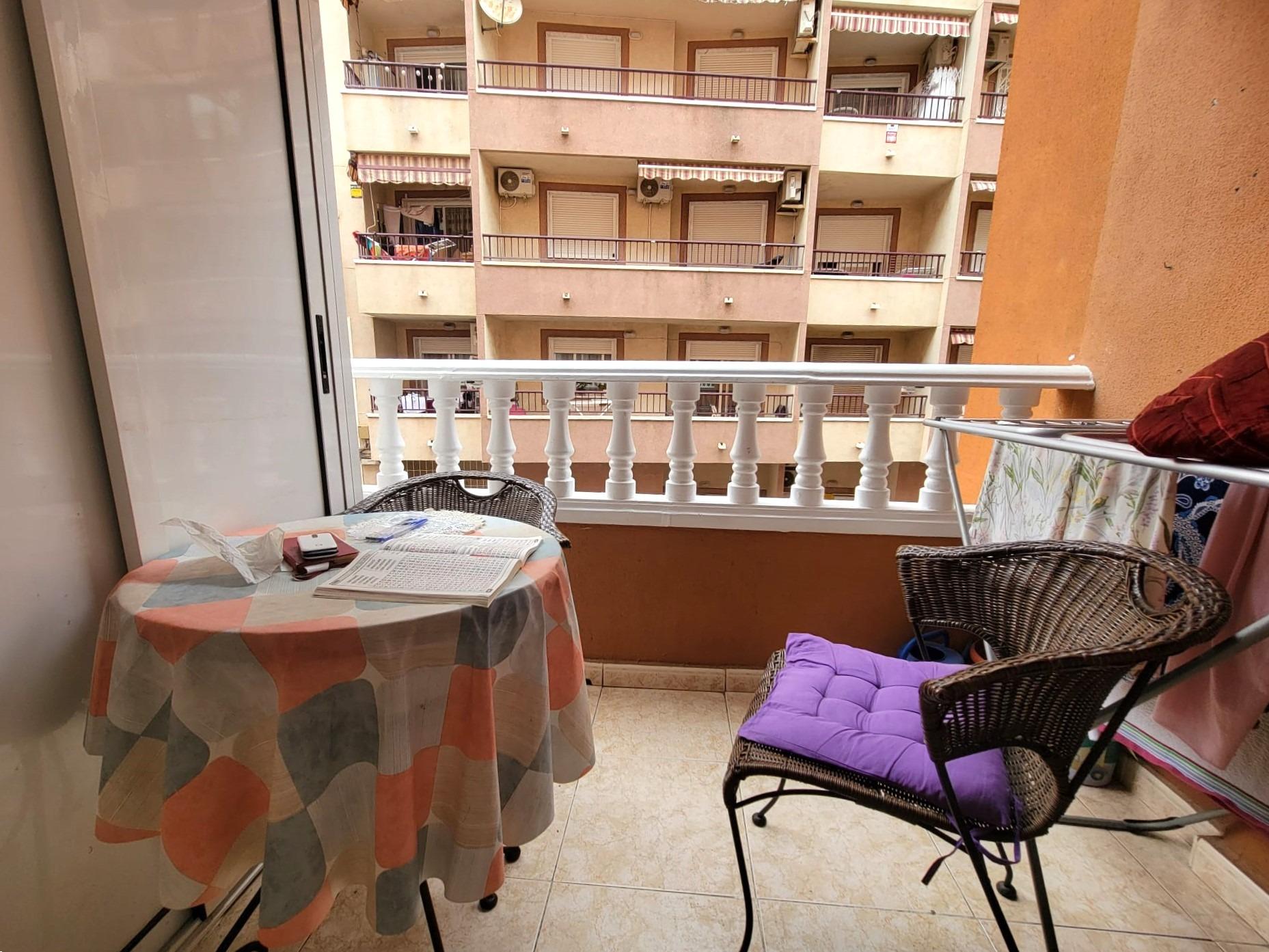 2 Bed, 1 Bath, ApartmentFor Sale, Torrevieja, Alicante