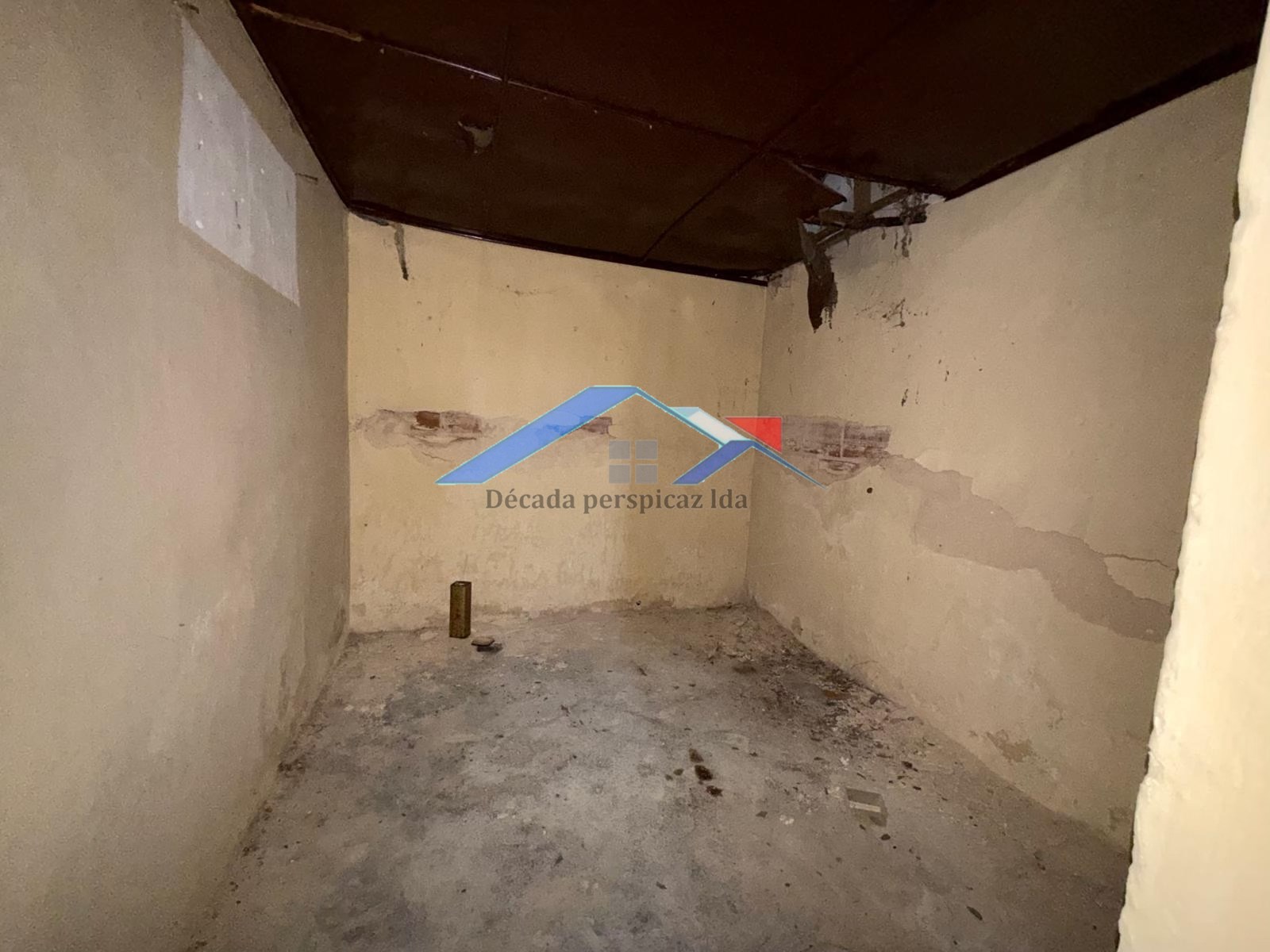 4 Bed, 2 Bath, HouseFor Sale, Coruche, Santarém, 2100